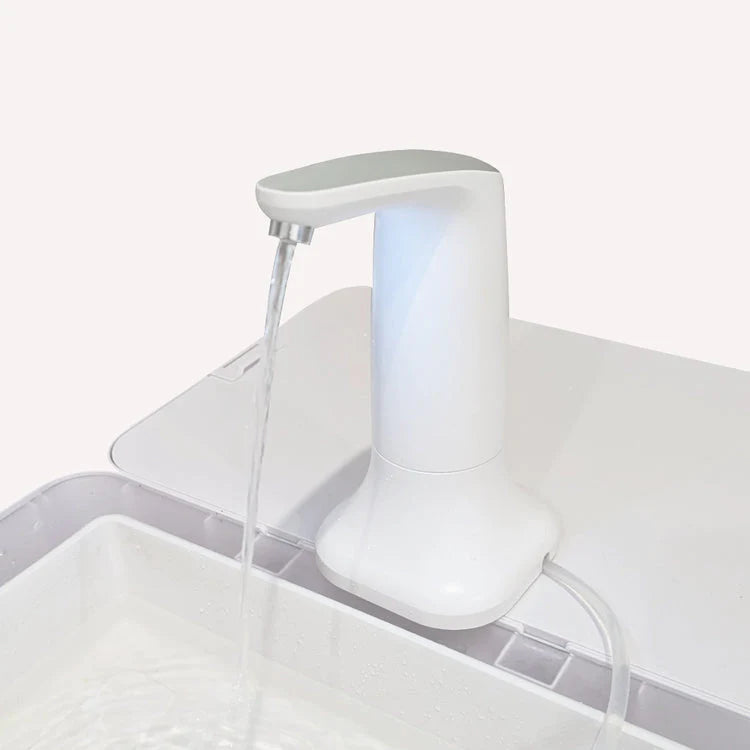 Kingdom Playroom Water Pump Automatic Dispenser with Base no