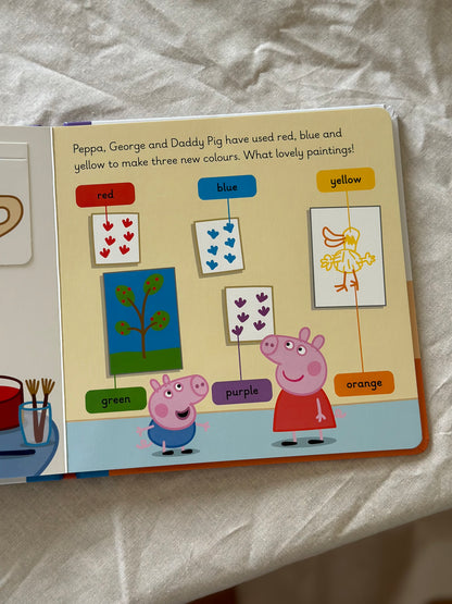 Learn with Peppa: Peppa Mixes Colours [Book]