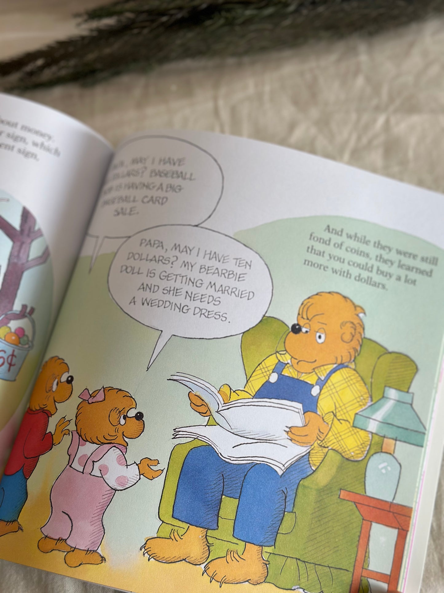 The Berenstain Bears: Let's Talk about Money. 2 Books in 1 [Book]
