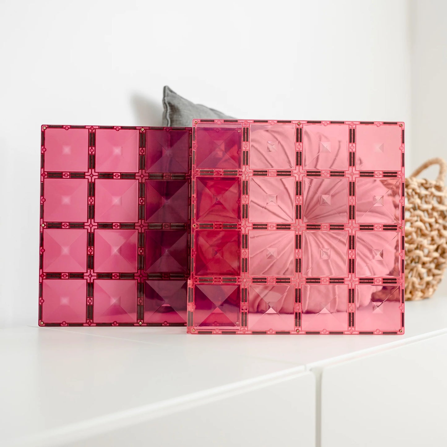 Connetix Tiles 2 Piece Base Plate Pink & Berry Pack