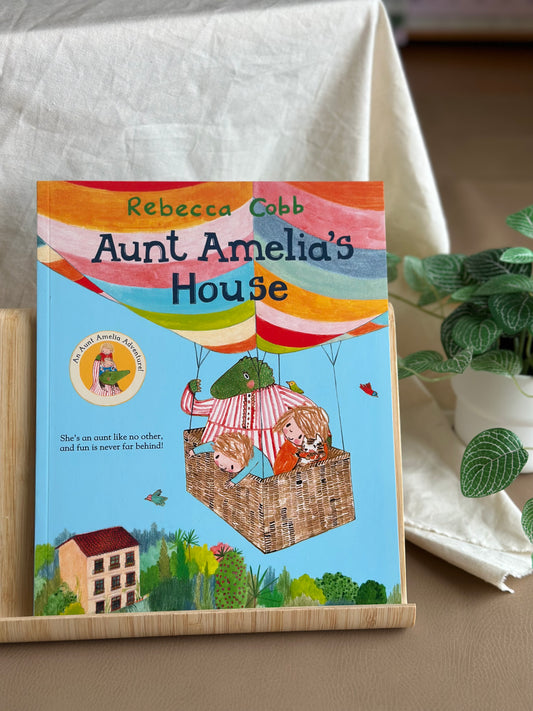 Aunt Amelia's House [Book]