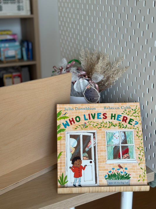 Who Live Here? With Lift-the-Flap Fun! [Book]