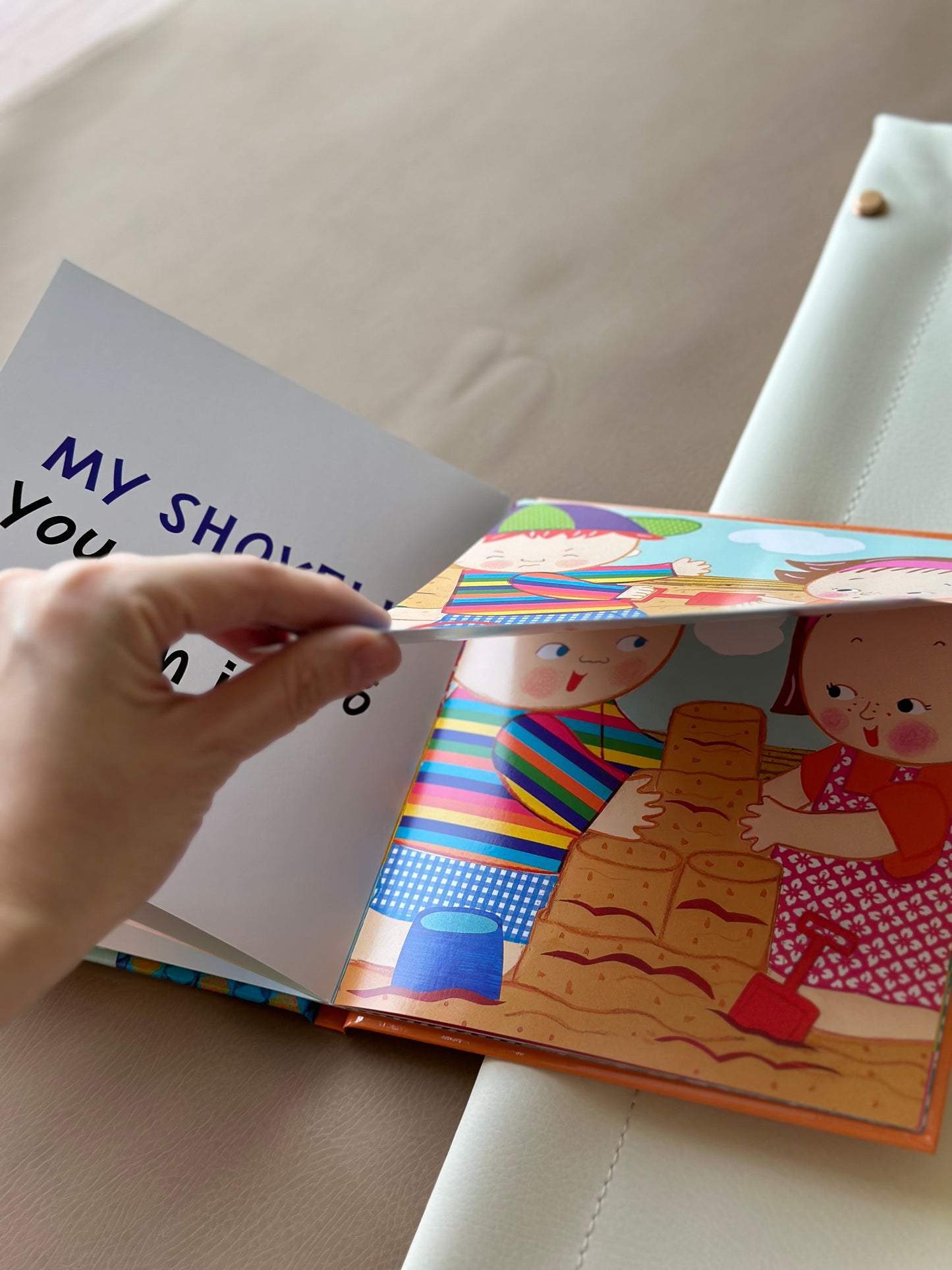 I Can Share: A Lift-the-Flap Book [Book]