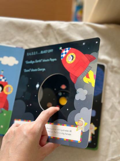 Learn with Peppa: Peppa Explores Space [Book]