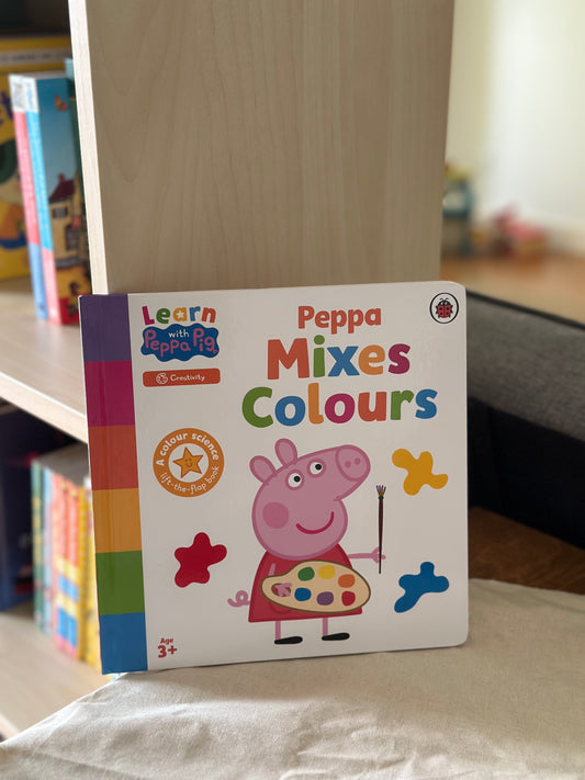 Learn with Peppa: Peppa Mixes Colours [Book]