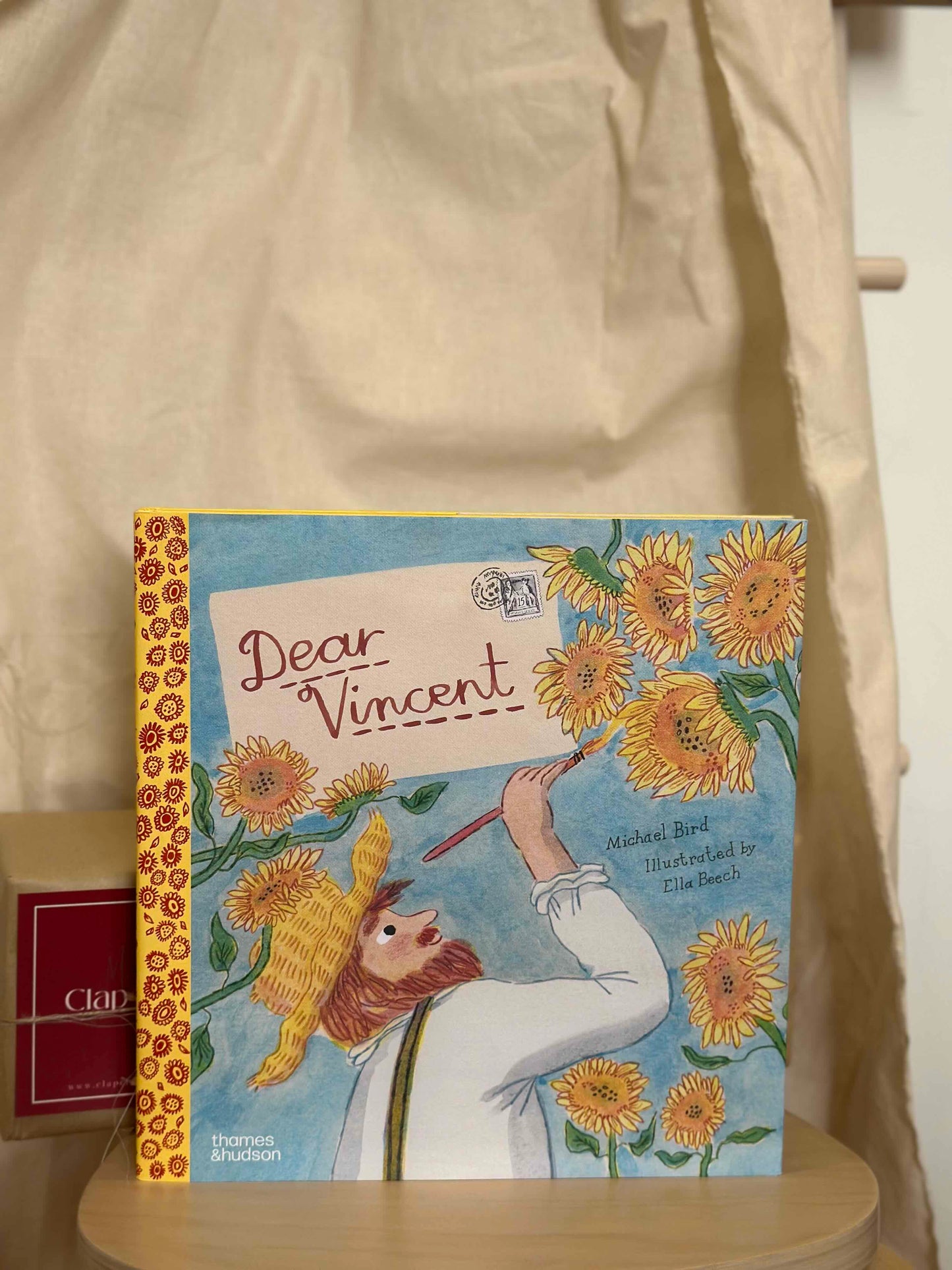 Dear Vincent [Book]