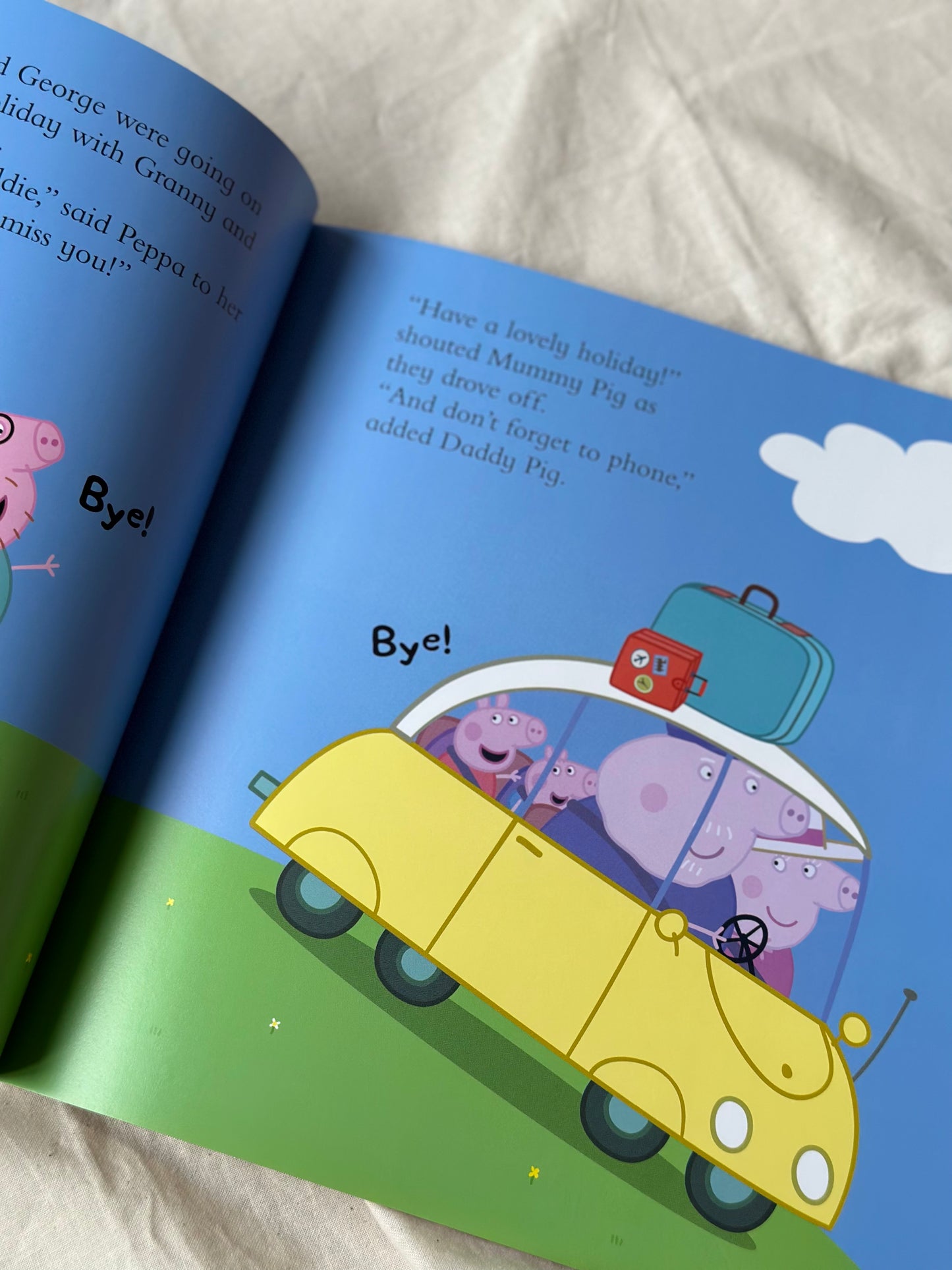 Peppa Pig: Peppa's Holiday Cruise [Book]